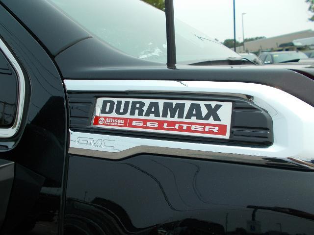 2023 GMC Sierra 2500 HD Vehicle Photo in LOWELL, MA 01852-4336