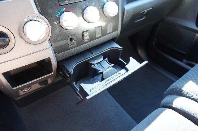 2012 Toyota Tundra 4WD Truck Vehicle Photo in Riverdale, UT 84405