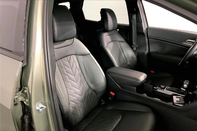 2025 Kia Sportage Vehicle Photo in Lees Summit, MO 64086