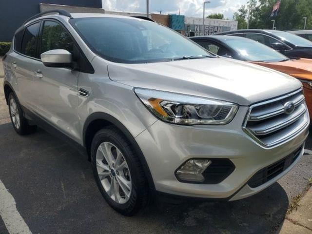 Used 2019 Ford Escape SEL with VIN 1FMCU9HDXKUC24073 for sale in Canton, MI