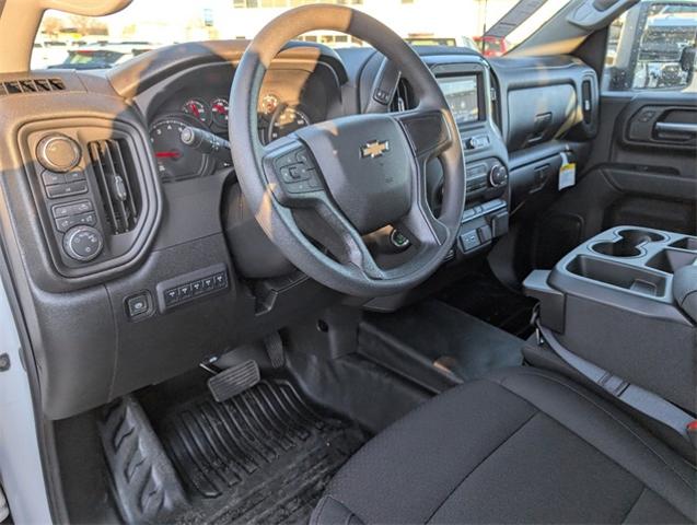 2025 Chevrolet Silverado 3500 HD CC Vehicle Photo in ENGLEWOOD, CO 80113-6708