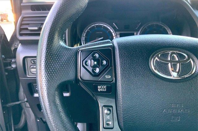 2016 Toyota 4Runner Vehicle Photo in INDEPENDENCE, MO 64055-1377