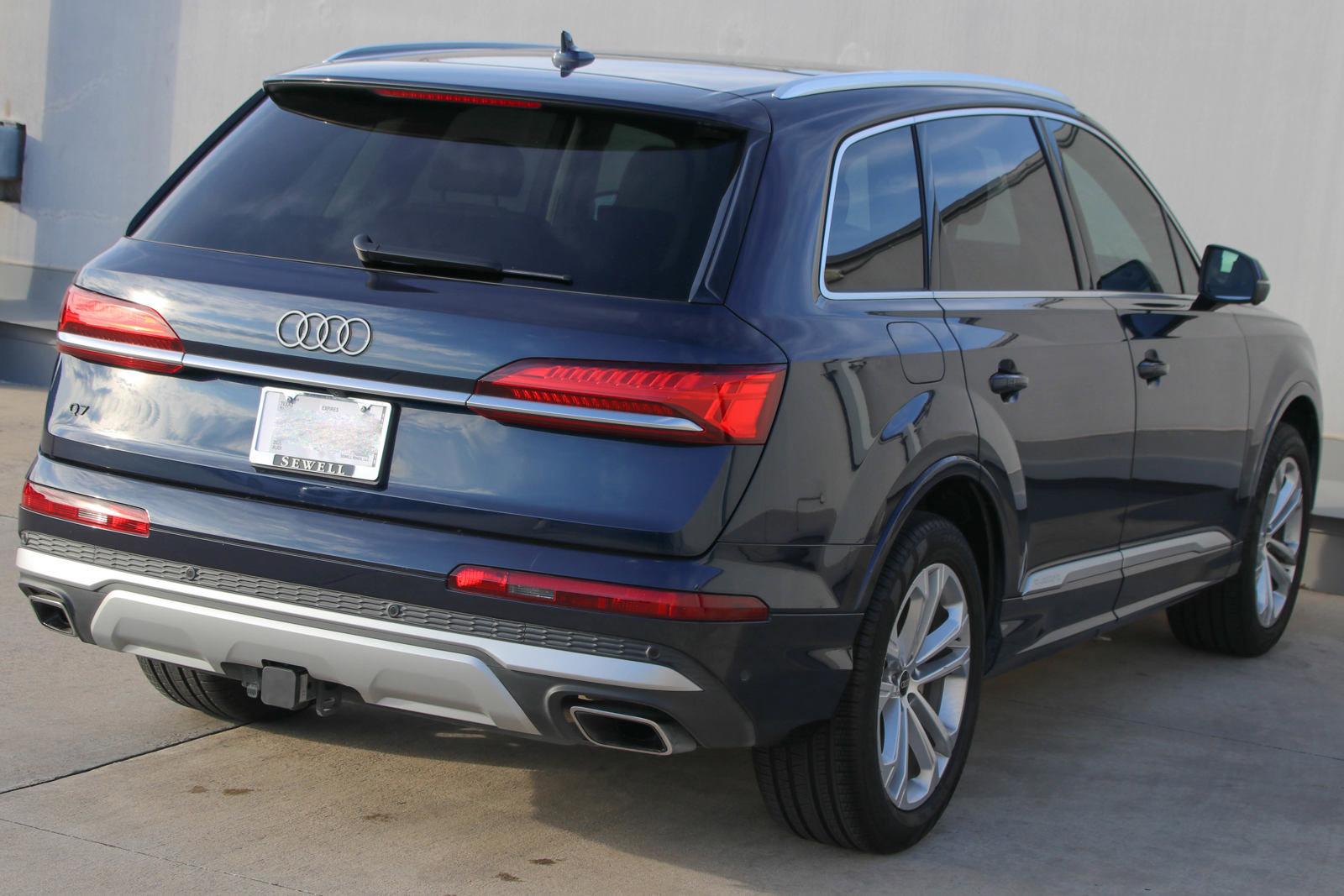 2025 Audi Q7 Vehicle Photo in SUGAR LAND, TX 77478