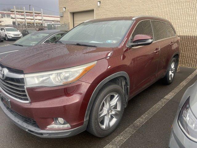 2016 Toyota Highlander Vehicle Photo in Philadelphia, PA 19116