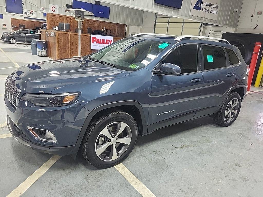 2020 Jeep Cherokee Vehicle Photo in Cedar Rapids, IA 52402