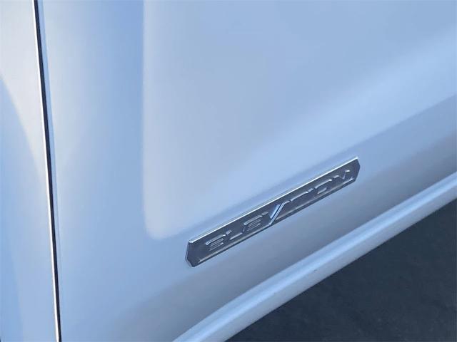 2025 GMC Sierra 1500 Vehicle Photo in GOODYEAR, AZ 85338-1310