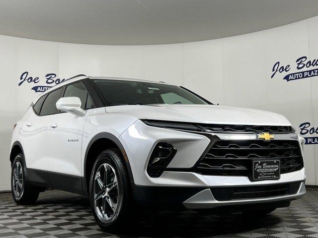 2025 Chevrolet Blazer Vehicle Photo in HARRISONBURG, VA 22801-8763