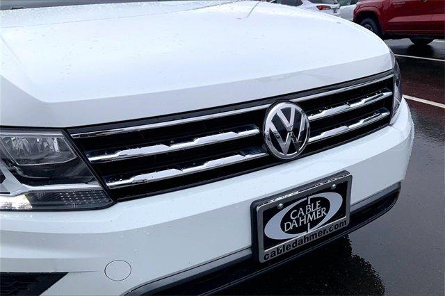 2020 Volkswagen Tiguan Vehicle Photo in KANSAS CITY, MO 64114-4502