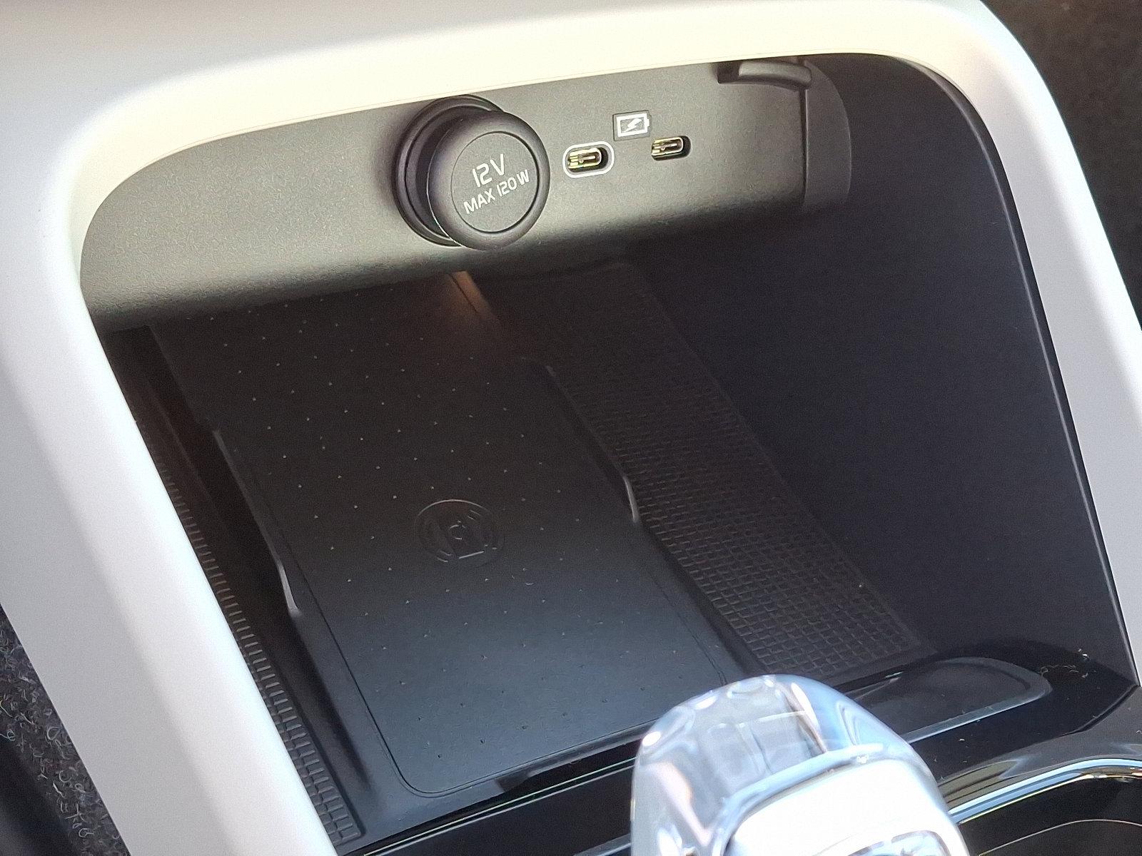 2025 Volvo XC40 Vehicle Photo in Trevose, PA 19053