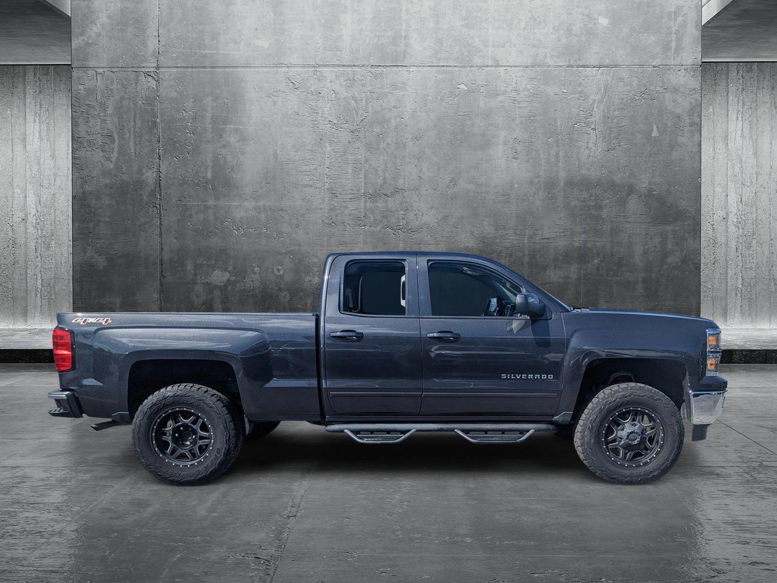 2015 Chevrolet Silverado 1500 Vehicle Photo in Bradenton, FL 34207