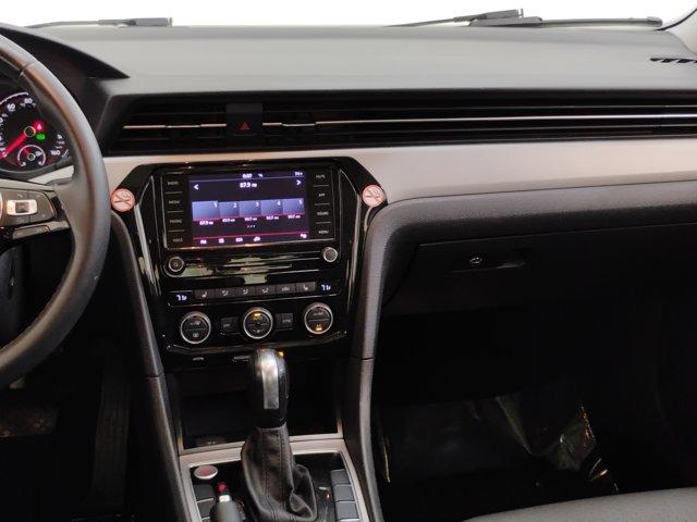 2021 Volkswagen Passat Vehicle Photo in PINEVILLE, NC 28134-8495