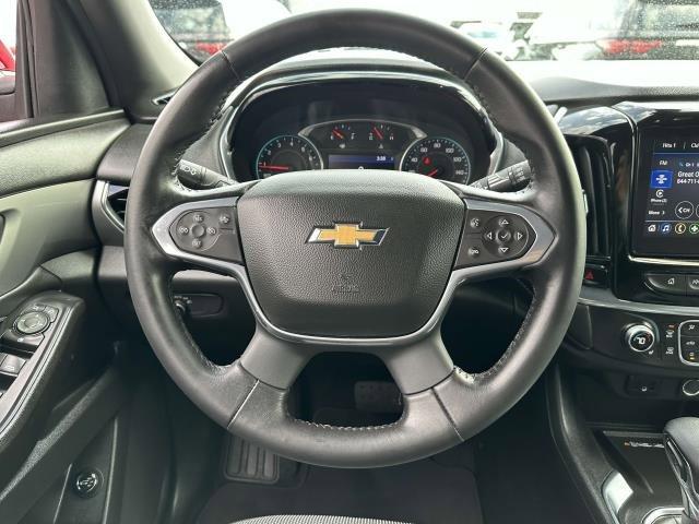 2022 Chevrolet Traverse Vehicle Photo in SAINT JAMES, NY 11780-3219