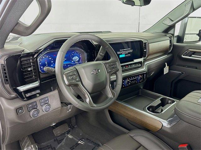 2025 Chevrolet Silverado 3500 HD Vehicle Photo in PUYALLUP, WA 98371-4149