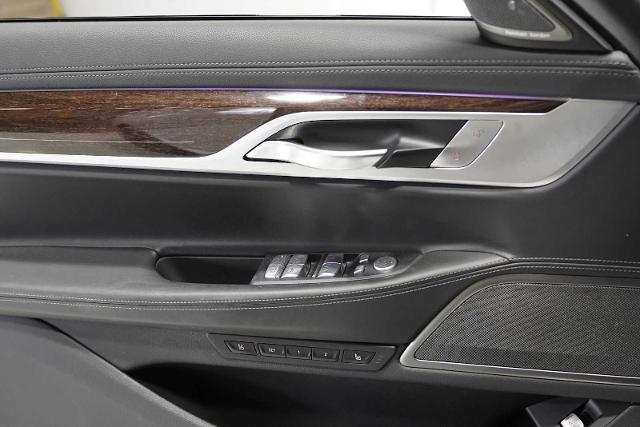 2022 BMW 740i Vehicle Photo in GRAPEVINE, TX 76051