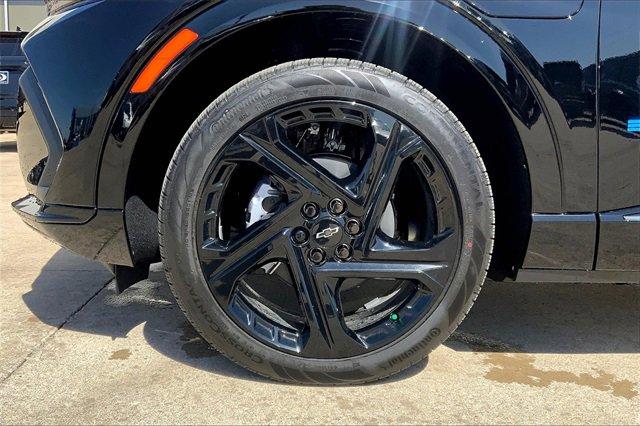 2025 Chevrolet Equinox EV Vehicle Photo in TOPEKA, KS 66609-0000