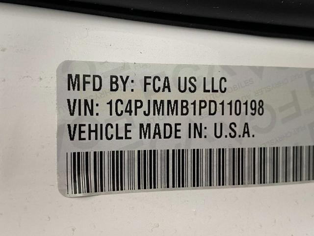2023 Jeep Cherokee Vehicle Photo in APPLETON, WI 54914-8833