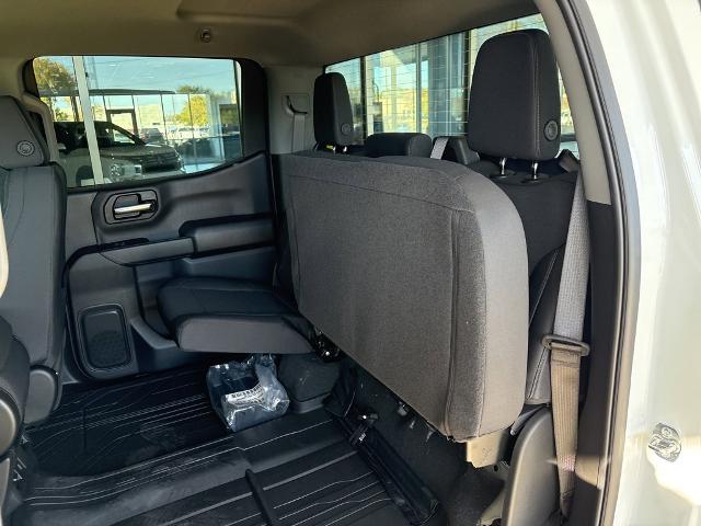 2025 Chevrolet Silverado 1500 Vehicle Photo in MANHATTAN, KS 66502-5036
