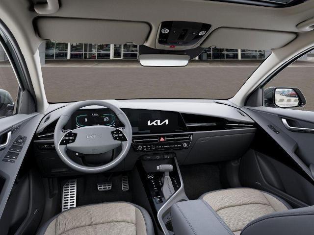 2025 Kia Niro Vehicle Photo in Tucson, AZ 85712