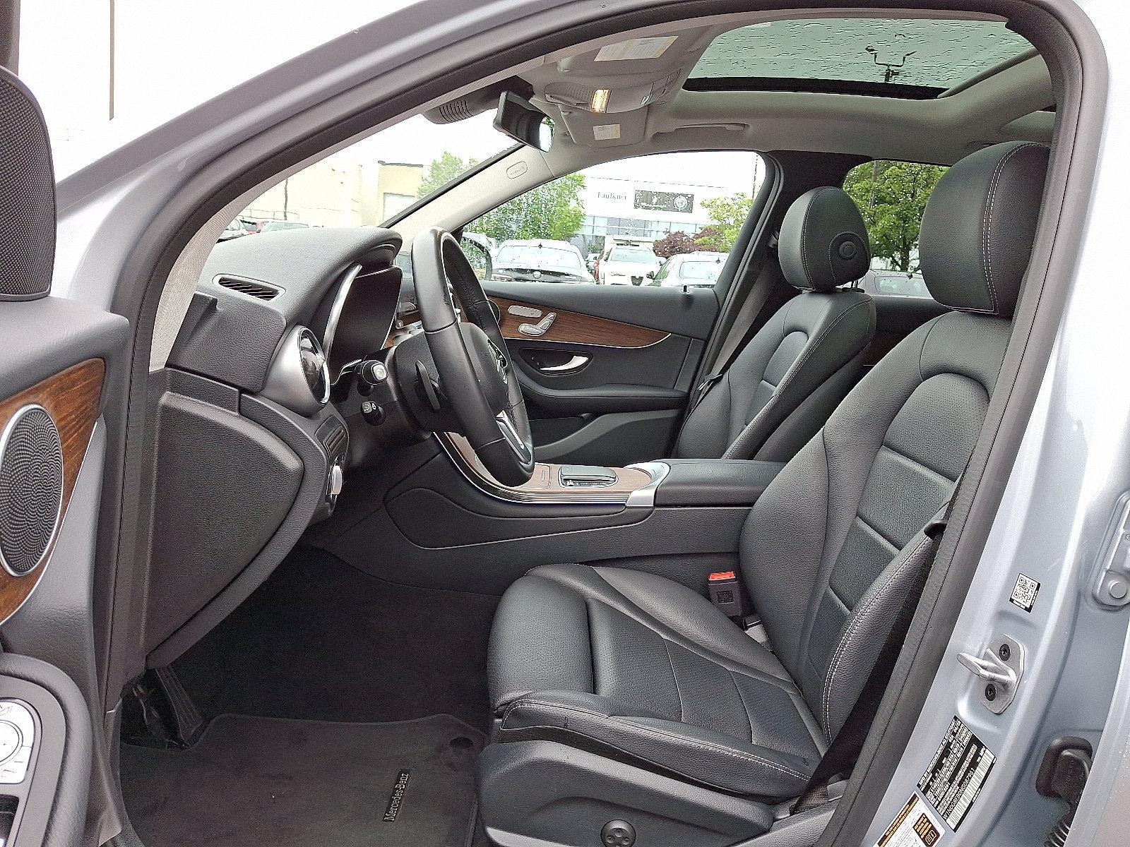 2022 Mercedes-Benz GLC Vehicle Photo in Willow Grove, PA 19090