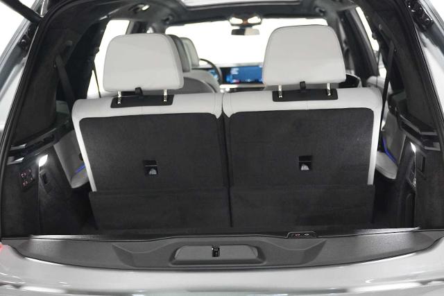 2025 BMW X7 xDrive40i Vehicle Photo in GRAPEVINE, TX 76051