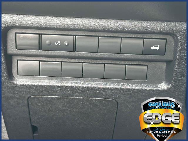2023 Mitsubishi Outlander Vehicle Photo in Roslyn, NY 11576