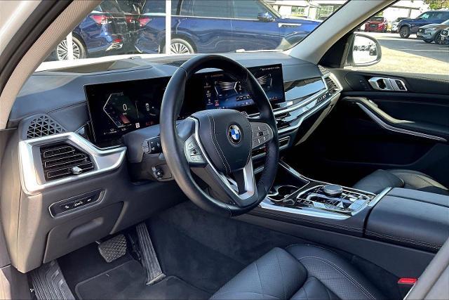 2024 BMW X7 xDrive40i Vehicle Photo in San Antonio, TX 78230