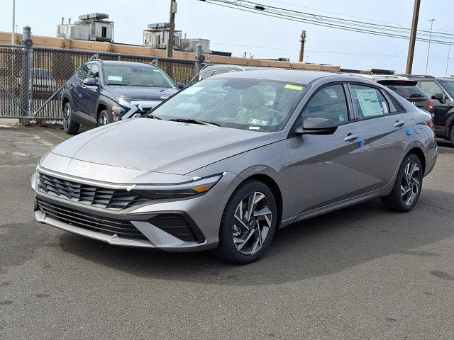 2025 Hyundai ELANTRA Vehicle Photo in Philadelphia, PA 19116