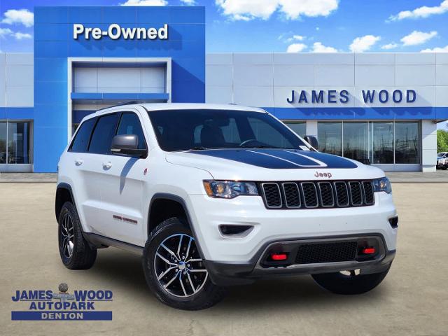 2017 Jeep Grand Cherokee Vehicle Photo in DENTON, TX 76210-9321
