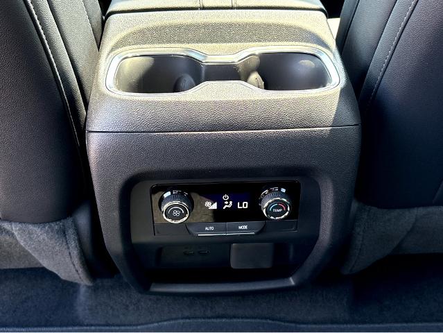 2025 Chevrolet Traverse Vehicle Photo in BEAUFORT, SC 29906-4218