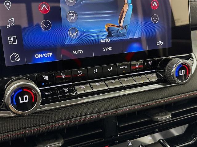 2025 Chevrolet Colorado Vehicle Photo in PUYALLUP, WA 98371-4149