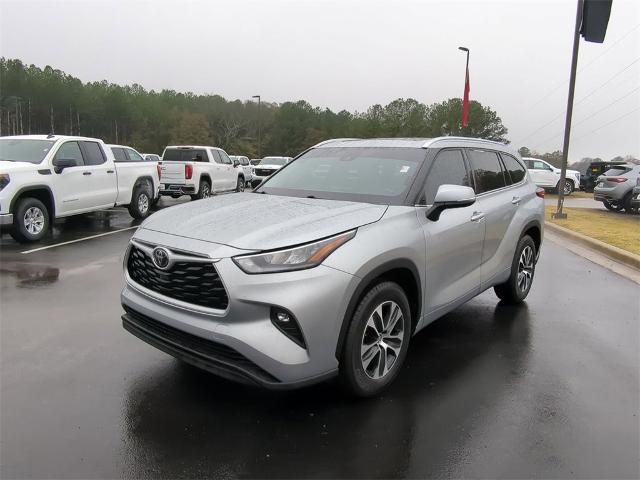 2020 Toyota Highlander Vehicle Photo in ALBERTVILLE, AL 35950-0246