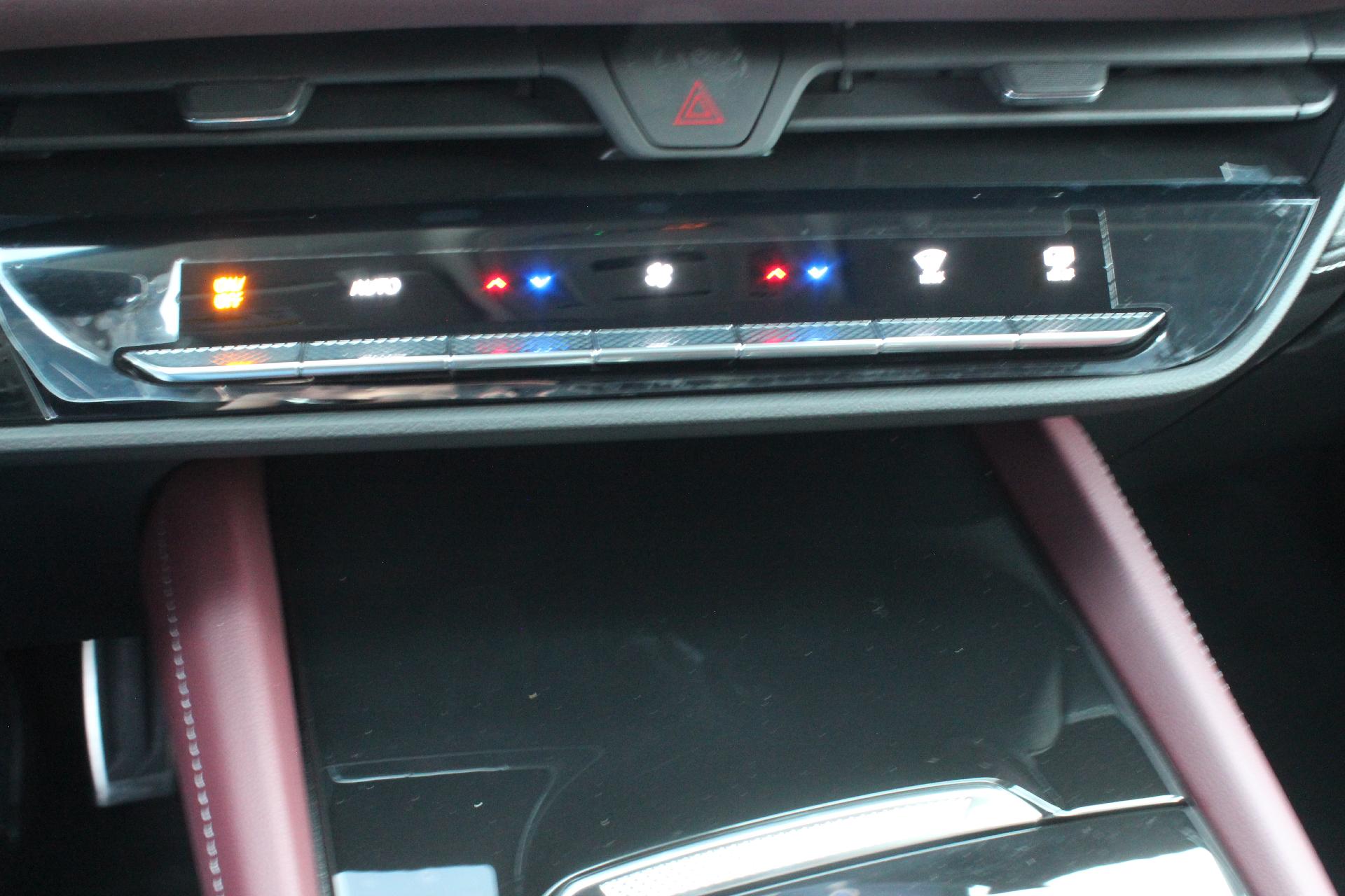 2025 Buick Envision Vehicle Photo in AURORA, CO 80012-4011