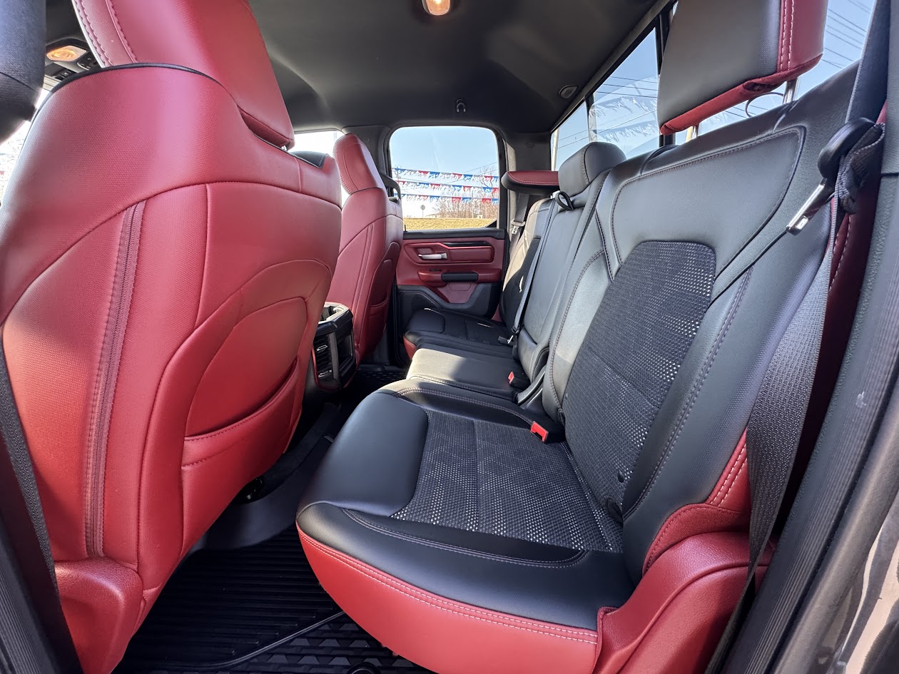 2019 Ram 1500 Vehicle Photo in BOONVILLE, IN 47601-9633