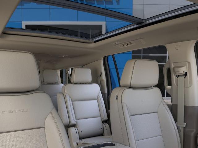 2025 GMC Yukon XL Vehicle Photo in HENDERSON, NC 27536-2966