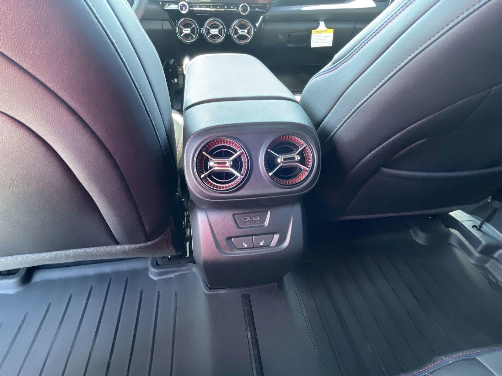 2025 Chevrolet Blazer EV Vehicle Photo in BENTONVILLE, AR 72712-4322