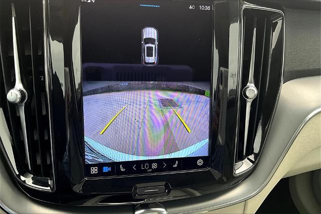 2022 Volvo XC60 Vehicle Photo in Houston, TX 77007