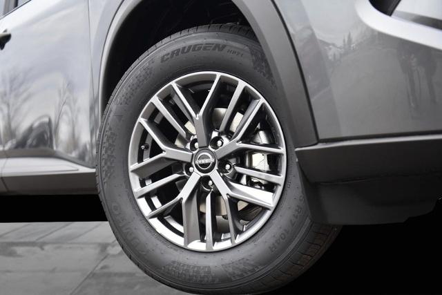 2025 Nissan Rogue Vehicle Photo in Ballwin, MO 63011