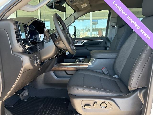 2025 Chevrolet Silverado 3500 HD Vehicle Photo in MANHATTAN, KS 66502-5036