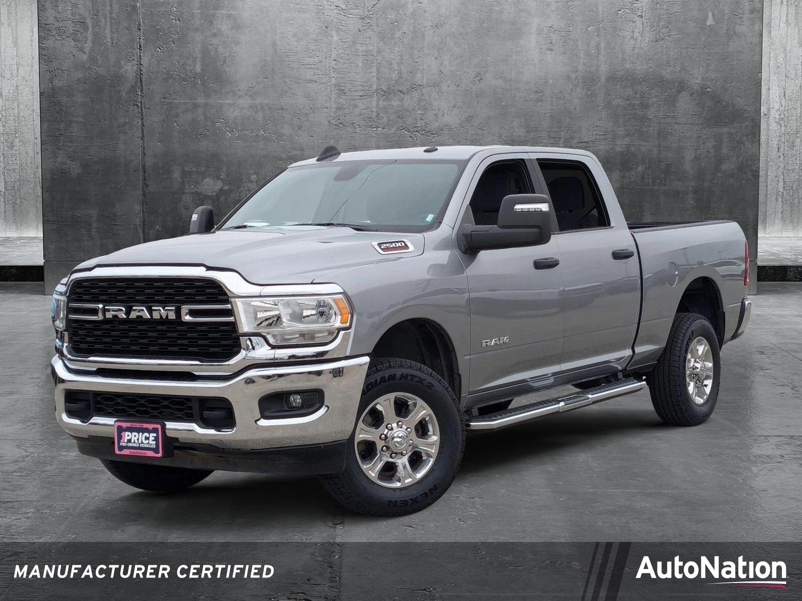 2024 Ram 2500 Vehicle Photo in Valencia, CA 91355