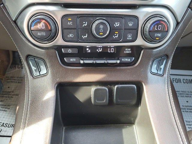 2017 Chevrolet Suburban Vehicle Photo in THOMPSONTOWN, PA 17094-9014
