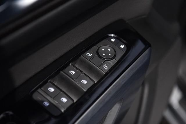 2025 Nissan Pathfinder Vehicle Photo in Ballwin, MO 63011