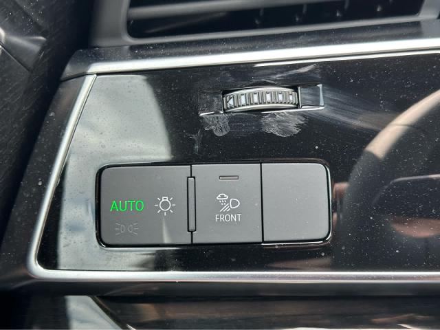 2025 Audi Q8 Vehicle Photo in HOUSTON, TX 77090