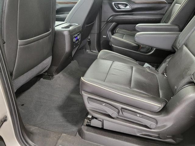 2021 Chevrolet Suburban Vehicle Photo in Neenah, WI 54956