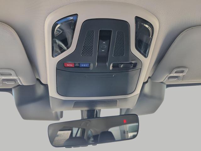 2025 Subaru Outback Vehicle Photo in Green Bay, WI 54304