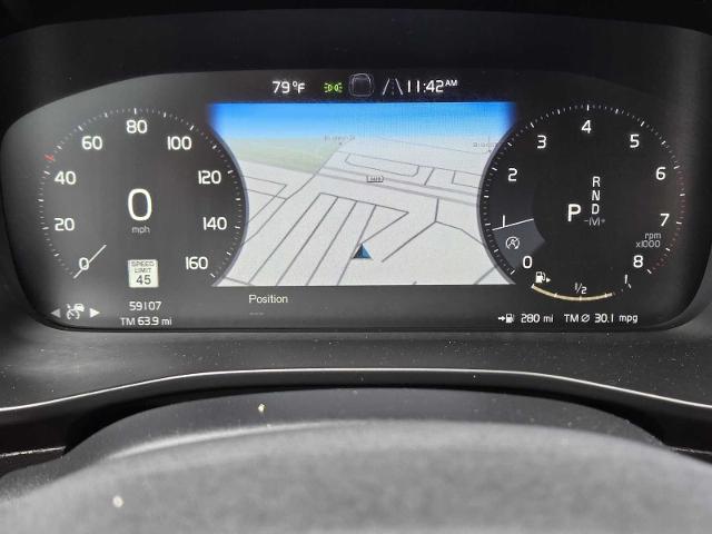 2022 Volvo XC40 Vehicle Photo in DENTON, TX 76210-9321