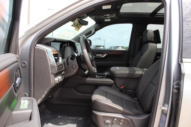 2025 GMC Yukon Vehicle Photo in Greenville, TX 75402