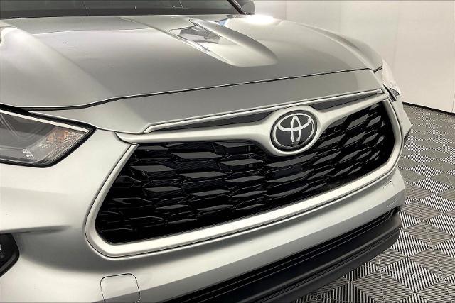 2024 Toyota Highlander Vehicle Photo in Tulsa, OK 74129