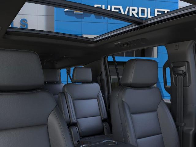 2025 Chevrolet Suburban Vehicle Photo in Roslyn, NY 11576