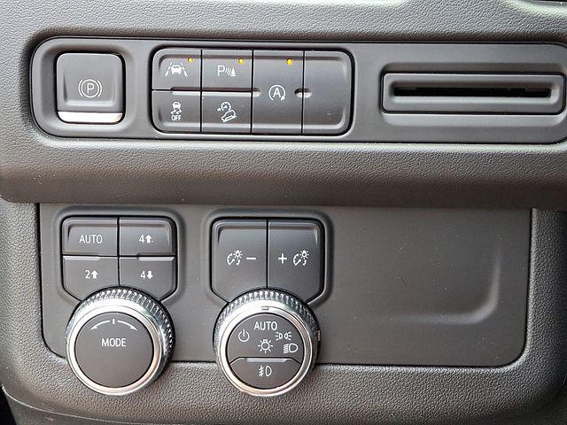 2023 GMC Yukon Vehicle Photo in DANBURY, CT 06810-5034
