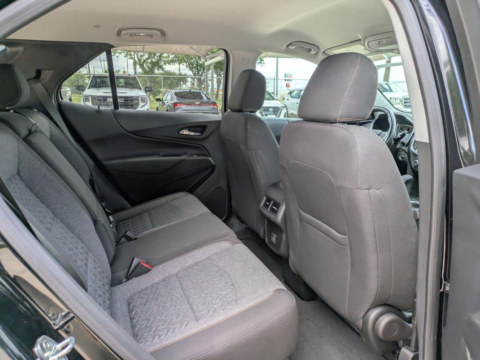 2022 Chevrolet Equinox Vehicle Photo in SELMA, TX 78154-1460